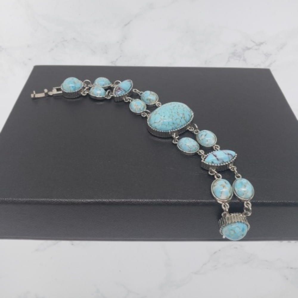 Vintage Blue Turquoise Silver Oval Bracelet - Picture 1 of 11